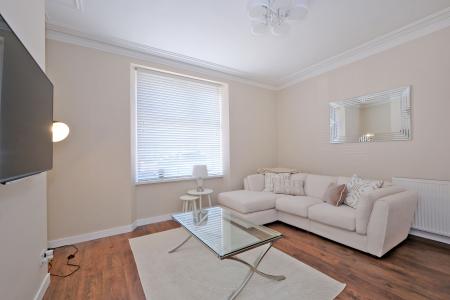1 bedroom Flat for sale in 561 Great Western Road, Mannofield, Aberdeen, AB10