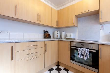 2 bedroom Flat for sale in 69 Bon Accord Street, The City Centre, Aberdeen, AB11