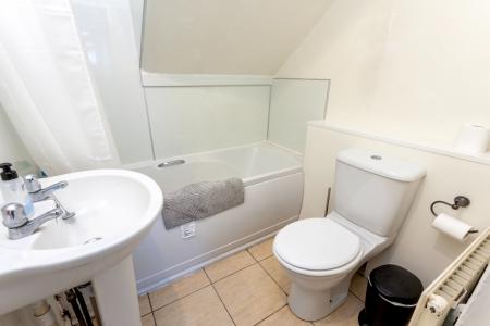 2 bedroom Flat for sale in 69 Bon Accord Street, The City Centre, Aberdeen, AB11