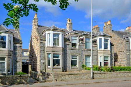 2 bedroom Flat for sale in 73 Clifton Road, Aberdeen, AB24