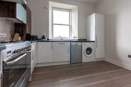 2 bedroom Flat for sale in 83 Rosemount Viaduct, Rosemount, Aberdeen, AB25