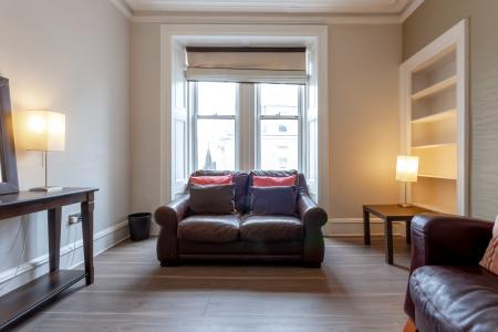 2 bedroom Flat for sale in 83 Rosemount Viaduct, Rosemount, Aberdeen, AB25