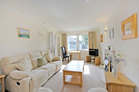 1 bedroom Flat for sale in 93 Whinhill Gate, Ferryhill, Aberdeen, AB11