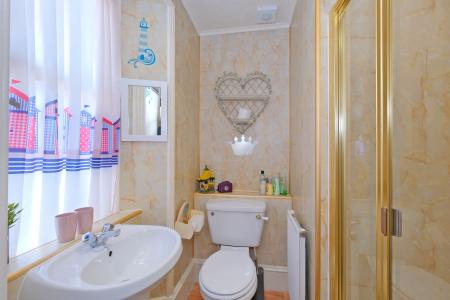 7 bedroom Detached house for sale in Brentwood Villa Guest House, 560 King St, Aberdeen, AB24