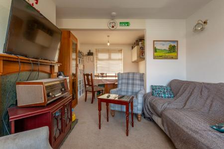 2 bedroom End of terrace house for sale in Kendal Green, Kemnay, AB51