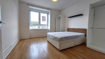 2 bedroom Flat to let in Jute Street, Old Aberdeen, Aberdeen, AB24