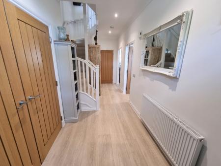 5 bedroom Semi-detached house to let in Gairnhill, Countesswells, Aberdeen, AB15