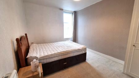 2 bedroom Flat to let in Rosemount Place, Rosemount, Aberdeen, AB25