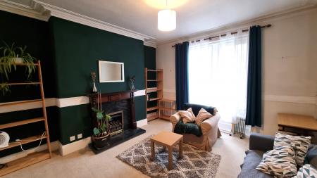 2 bedroom Flat to let in Rosemount Place, Rosemount, Aberdeen, AB25