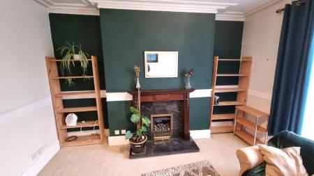 2 bedroom Flat to let in Rosemount Place, Rosemount, Aberdeen, AB25