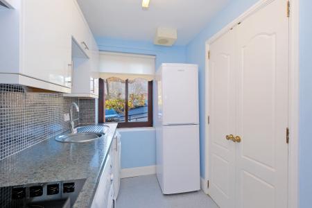 2 bedroom Flat for sale in The Rowans, Cults, Aberdeen, AB15