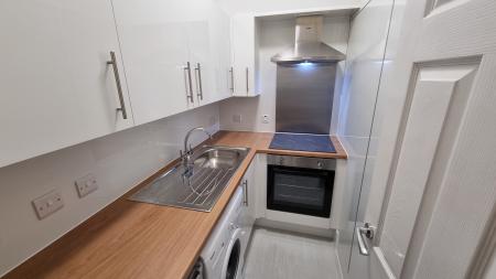 1 bedroom Flat to let in Menzies Road, Torry, Aberdeen, AB11
