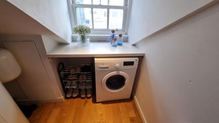 2 bedroom Flat to let in Union Street, The City Centre, Aberdeen, AB10