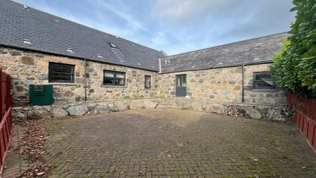 5 bedroom Detached house to let in Mains of Orrock, Balmedie, AB23