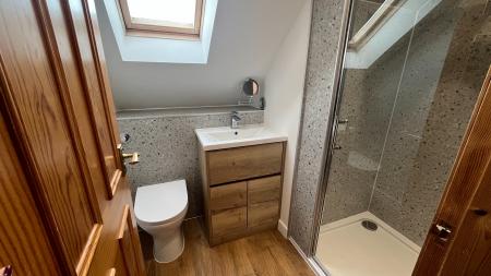 5 bedroom Detached house to let in Mains of Orrock, Balmedie, AB23