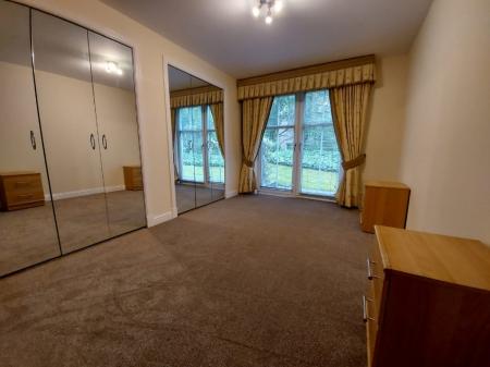 2 bedroom Flat to let in Queens Road, Rubislaw Mansions, Aberdeen, AB15