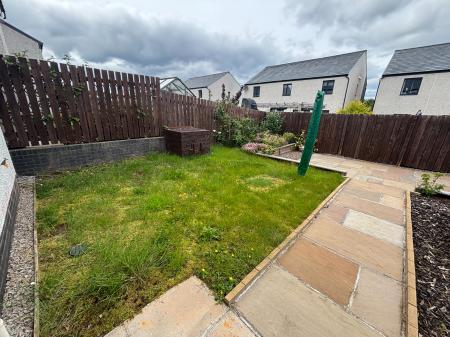 4 bedroom Detached house to let in Carron Den Avenue, Stonehaven, AB39