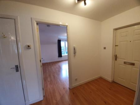 2 bedroom Flat to let in Denwood, Woodend, Aberdeen, AB15