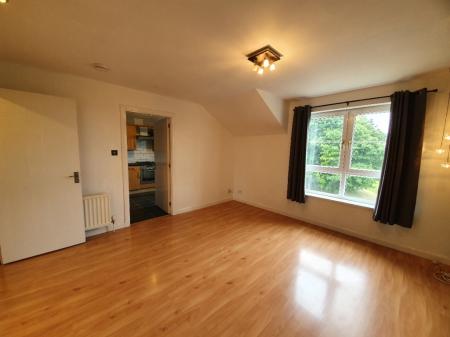 2 bedroom Flat to let in Denwood, Woodend, Aberdeen, AB15