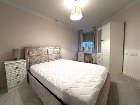 1 bedroom Flat to let in Kirk Brae, Cults, Aberdeen, AB15