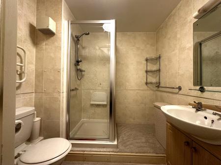 1 bedroom Flat to let in Kirk Brae, Cults, Aberdeen, AB15