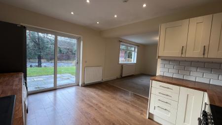 3 bedroom Semi-detached house to let in Inchmarlo Road, Banchory, AB31