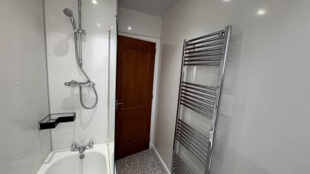 2 bedroom Flat to let in Hilton Drive, Hilton, Aberdeen, AB24