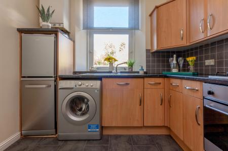 2 bedroom Flat to let in North Deeside Road, Peterculter, Aberdeen, AB14