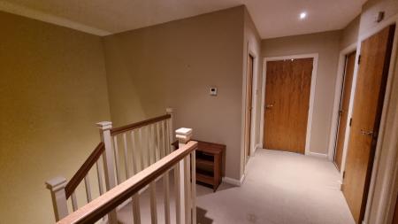 2 bedroom Flat to let in Great Western Road, Aberdeen, AB10