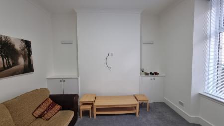 1 bedroom Flat to let in Wallfield Crescent, Rosemount, Aberdeen, AB25