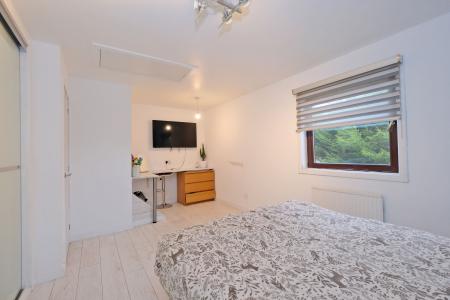 2 bedroom Terraced House for sale in 6 Barvas Walk, Sheddocksley, Aberdeen, AB16