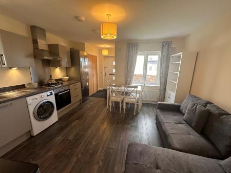 1 bedroom Terraced House to let in Maidencraig Court, Sheddocksley, Aberdeen, AB15