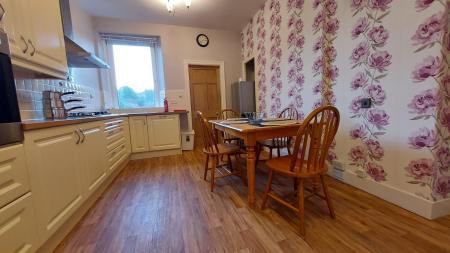 2 bedroom Flat to let in Clifton Road, Hilton, Aberdeen, AB24