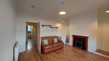 1 bedroom Flat to let in Menzies Road, Torry, Aberdeen, AB11
