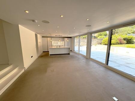 6 bedroom Detached house to let in King's Gate, The West End, Aberdeen, AB15