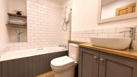 1 bedroom Flat to let in Richmond Terrace, Rosemount, Aberdeen, AB25