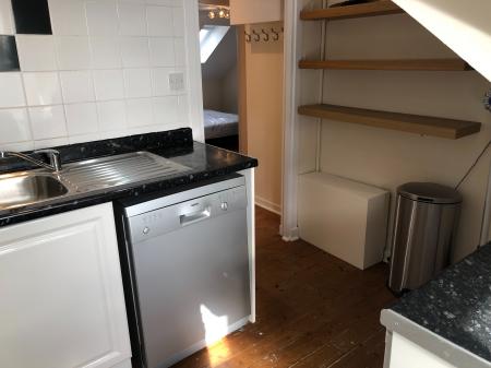 2 bedroom Flat to let in Union Street, The City Centre, Aberdeen, AB11