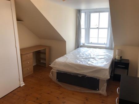 2 bedroom Flat to let in Union Street, The City Centre, Aberdeen, AB11