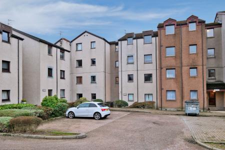 2 bedroom Flat for sale in 202 Headland Court, Ruthrieston, Aberdeen, AB10