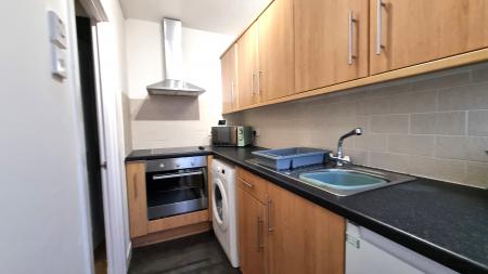 1 bedroom Flat to let in Holburn Street, Holburn, Aberdeen, AB10