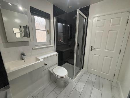 3 bedroom Semi-detached house to let in Castleview Avenue, Kintore, AB51