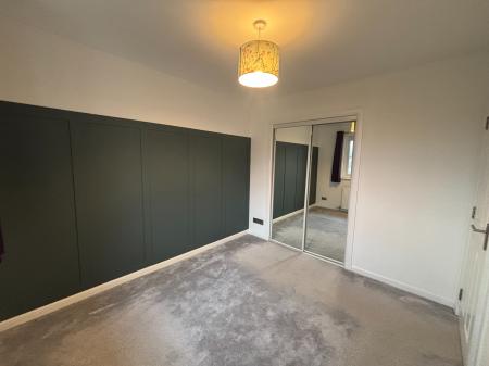 3 bedroom Semi-detached house to let in Castleview Avenue, Kintore, AB51