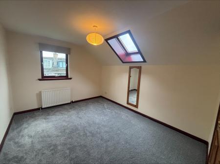 3 bedroom Detached house to let in Park Crescent, Oldmeldrum, AB51