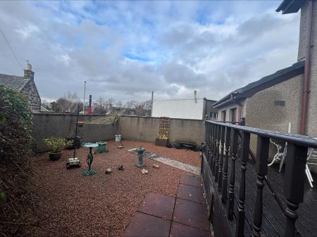 3 bedroom Detached house to let in Park Crescent, Oldmeldrum, AB51