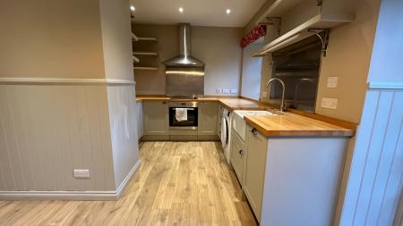 2 bedroom Flat to let in Trustach, Banchory, AB31