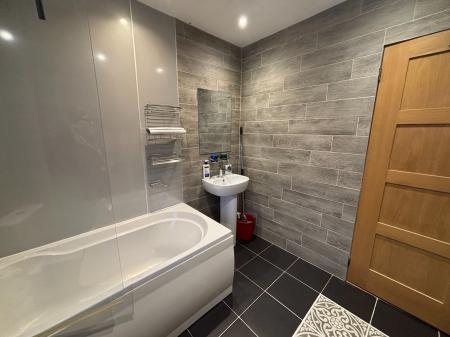 2 bedroom Bungalow to let in Glenbervie Road, Drumlithie, Drumlithie, AB39