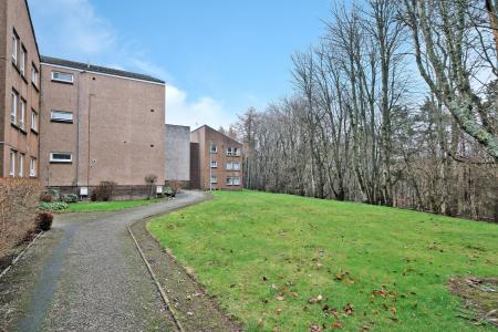 2 bedroom Flat for sale in Grampian Gardens, Dyce, Aberdeen, AB21