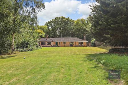 5 bedroom Bungalow for sale in Nickley Wood Road, , Shadoxhurst, TN26 1LZ