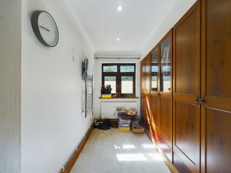 5 bedroom Bungalow for sale in Nickley Wood Road, , Shadoxhurst, TN26 1LZ