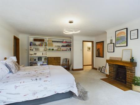 5 bedroom Bungalow for sale in Nickley Wood Road, , Shadoxhurst, TN26 1LZ